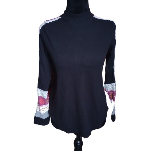 Maurices Women's Size X-Small Lacey Thermal Top - Picture 2 of 10